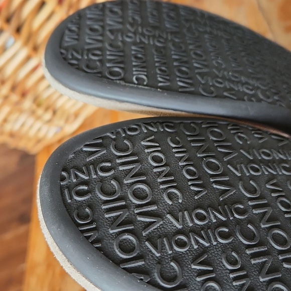 Vionic Jaya Strappy Faux Python Buckle Accent Slide Sandals sz 9 - Picture 15 of 16